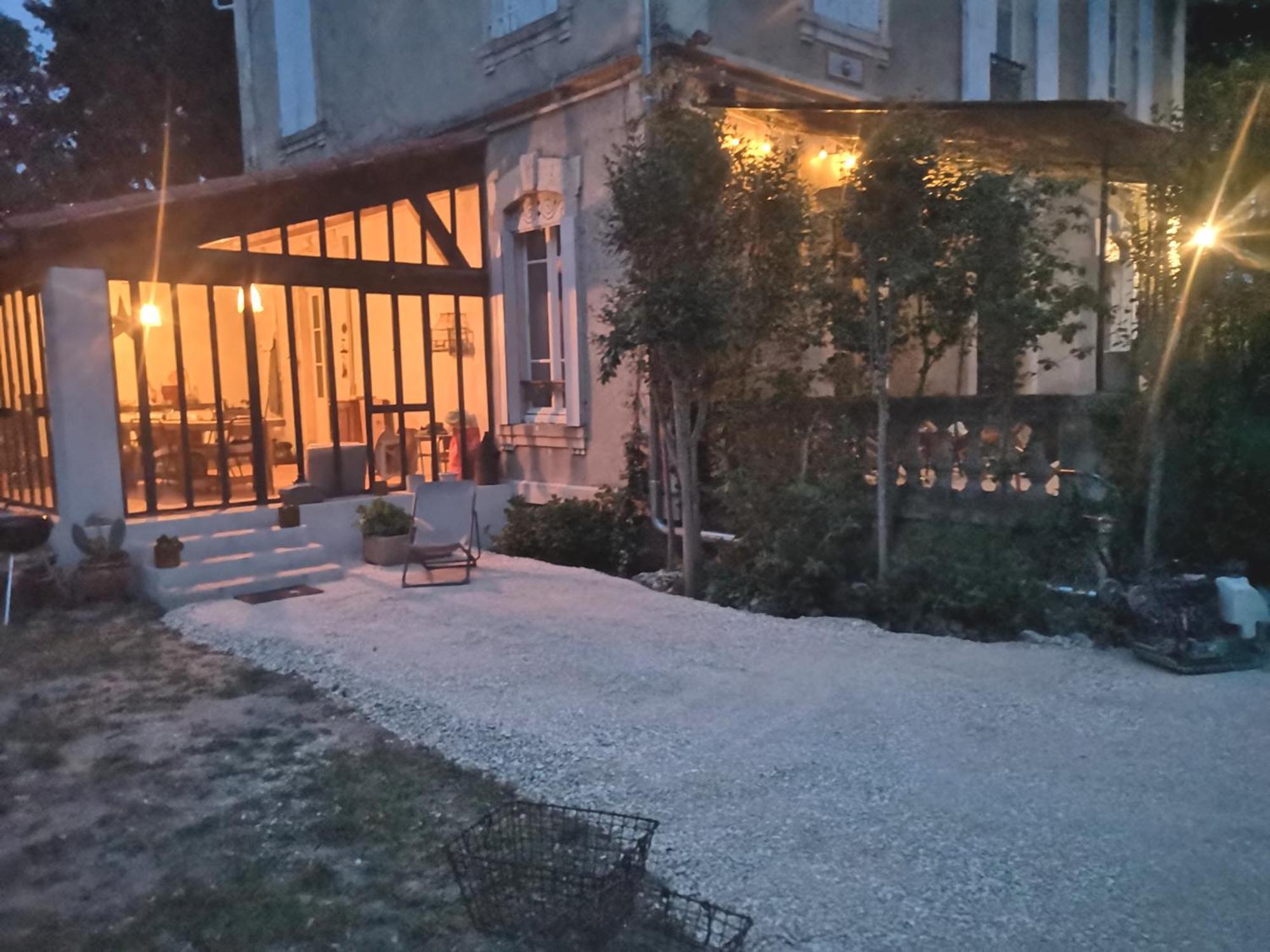B&B Maison Felisa Sabran Екстер'єр фото